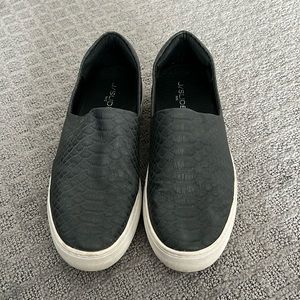 JSlide Sneakers